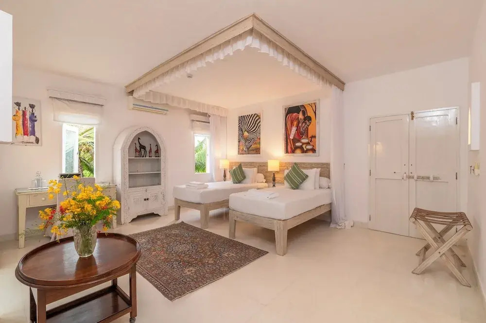 Amani Beachfront Villa by YourHost - фото 3