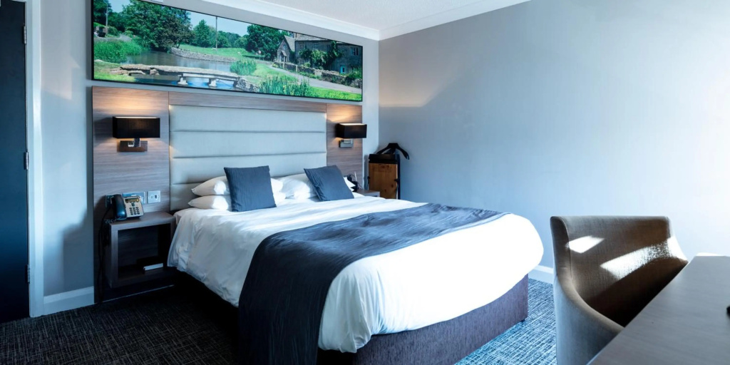 Riverside Hotel — 5
