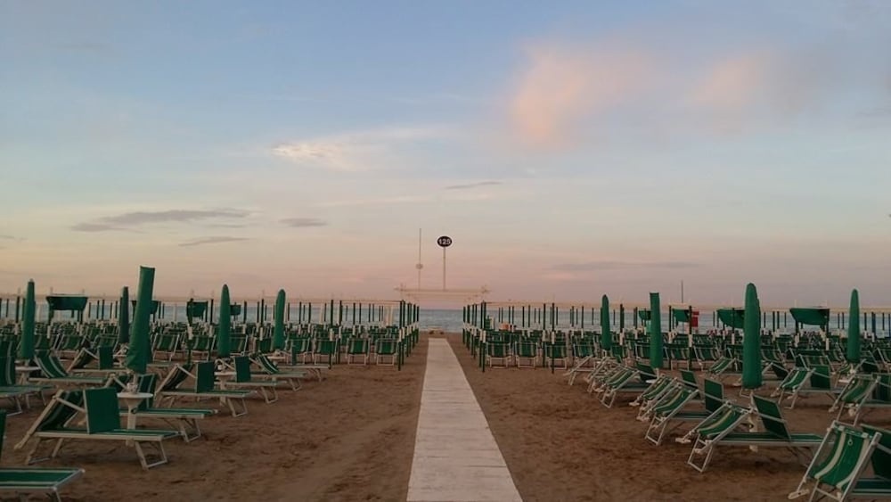 Beach & Waterfront