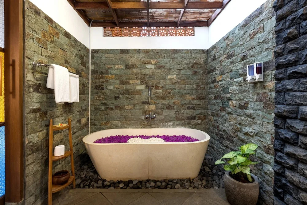 Ubud Raya Villa — фото
