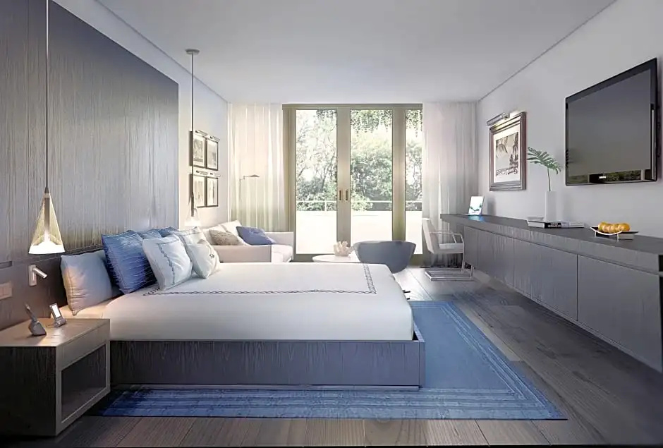 Grand room