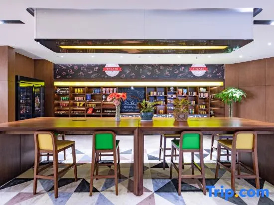 Food & Beverage