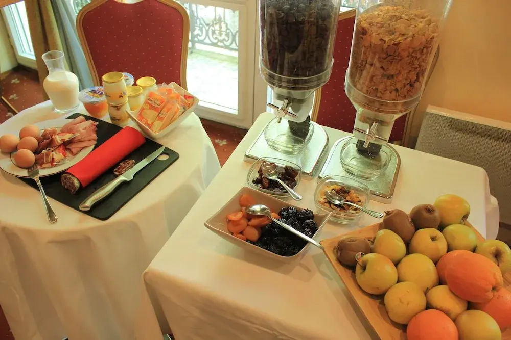 Hotel photo 11