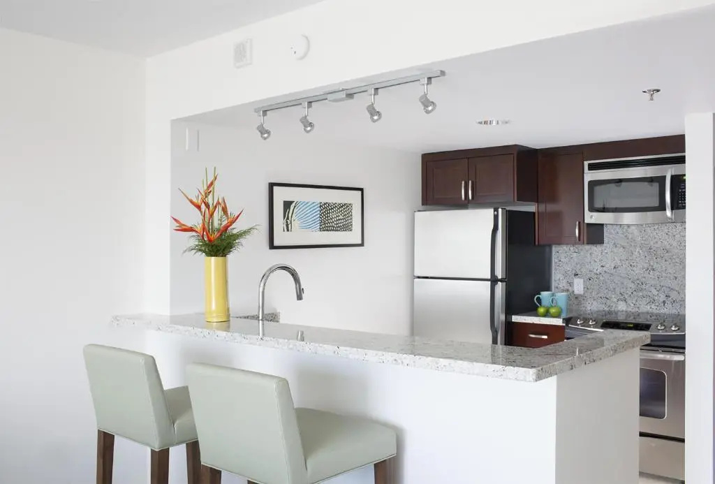 Ilikai Hotel & Luxury Suites - Chambres