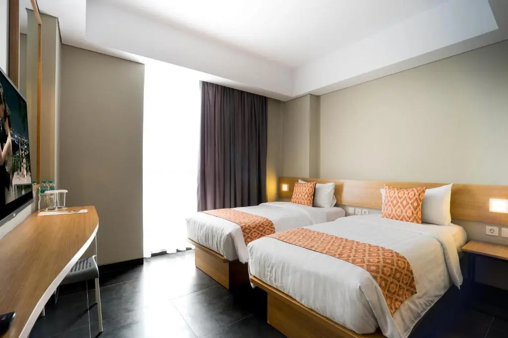 Deluxe Double room (full double bed)