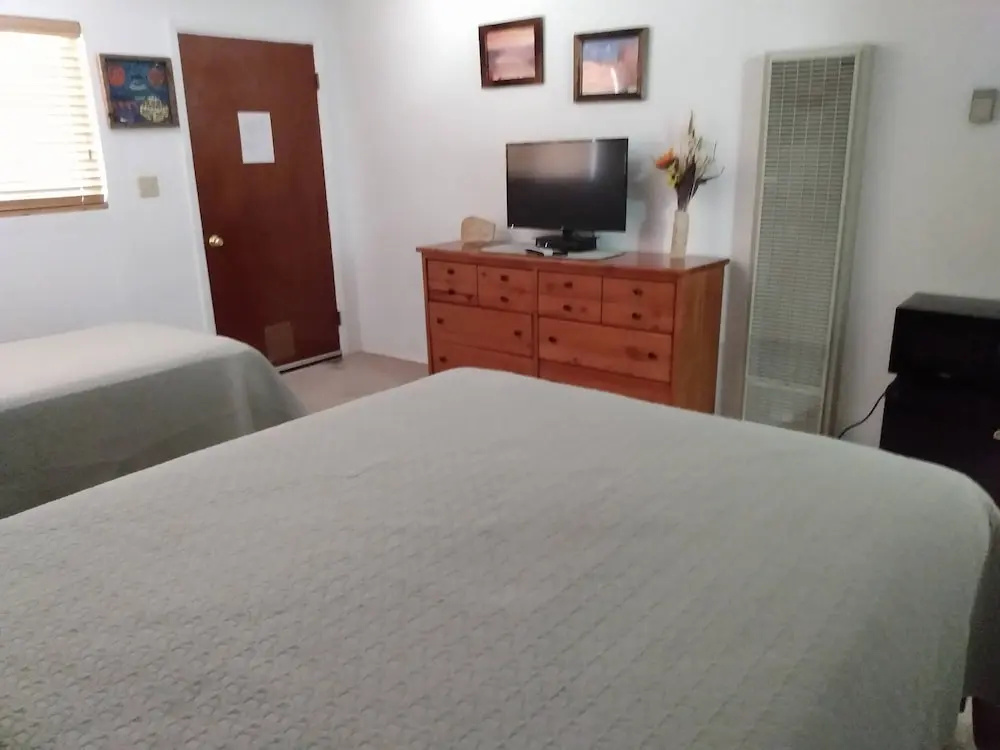 Economy room