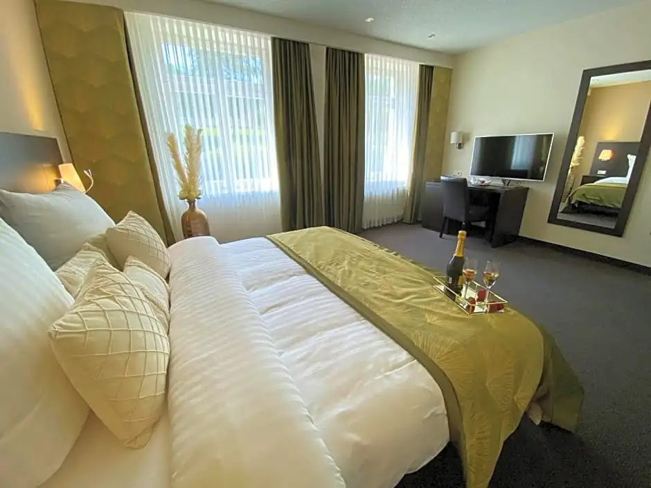 Deluxe Single room