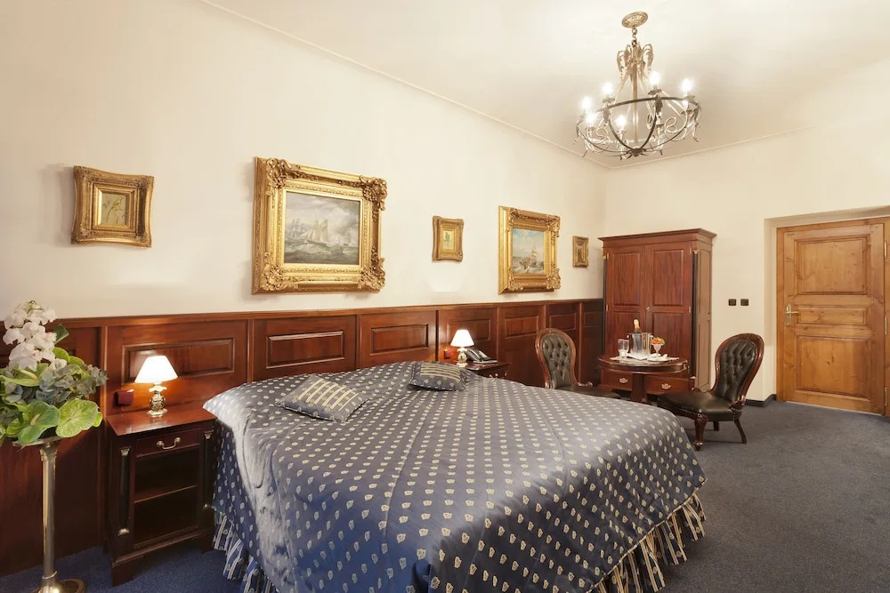 Hotel U Zlatého Stromu Prague by BHG - Chambres