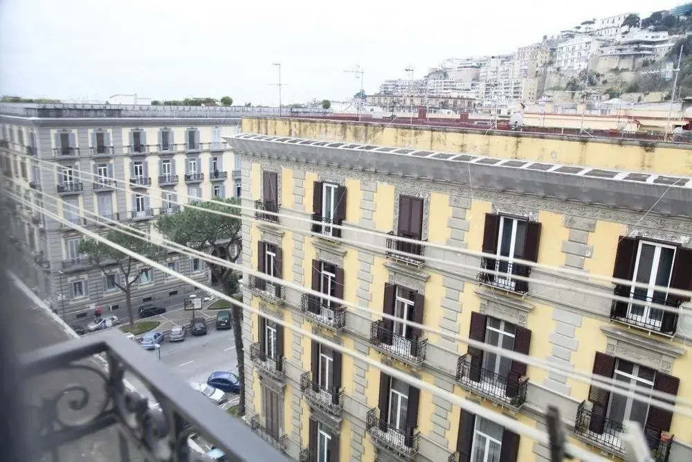 Gramsci Apartments