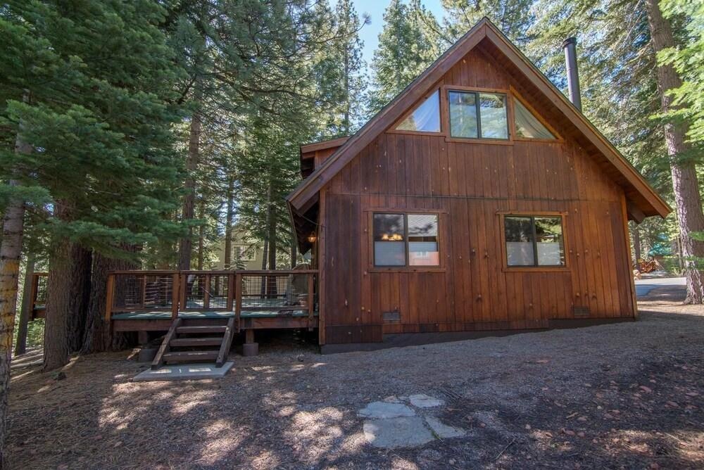 Saunders 3 Bedroom Holiday Home By Tahoe Truckee