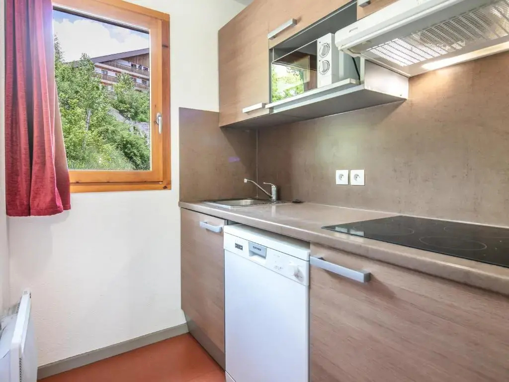 2 Bedrooms Chalet