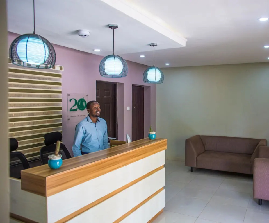 Lobby & Reception