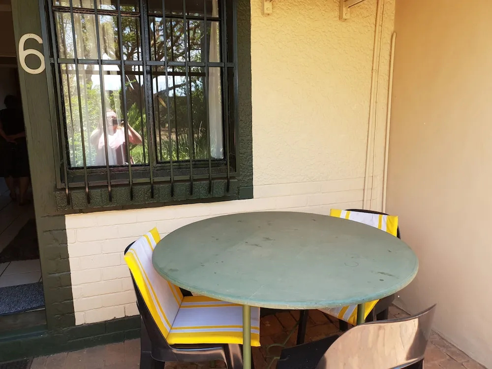 Honey Lodge