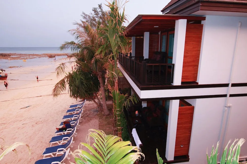 Двухместный номер Deluxe с красивым видом из окна двуспальная кровать в Cabana Lipe Beach Resort