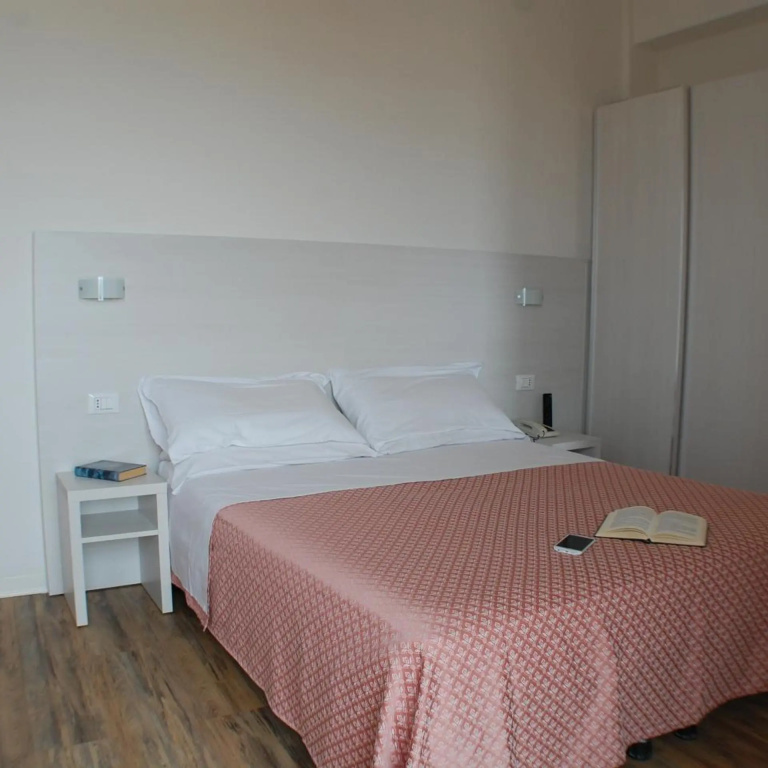 Hotel Nelson — 4