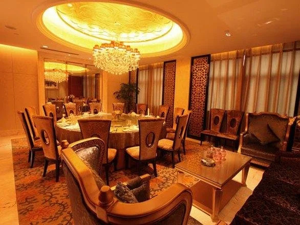 Holiday Hotel - Général