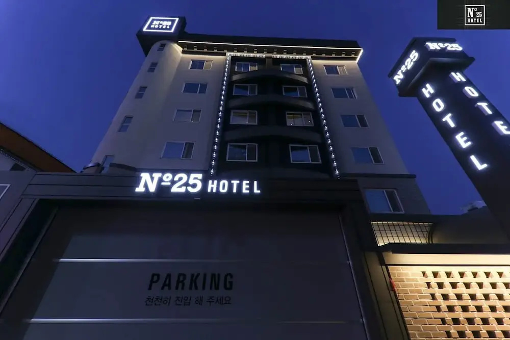 Hotel photo 1