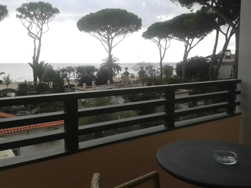 設有露台及景觀的標準雙人房，配有雙人床