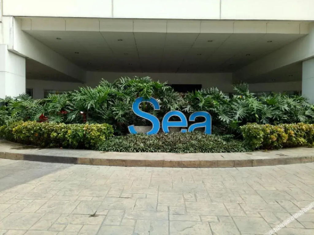 Chin's Place Sea Residences MOA