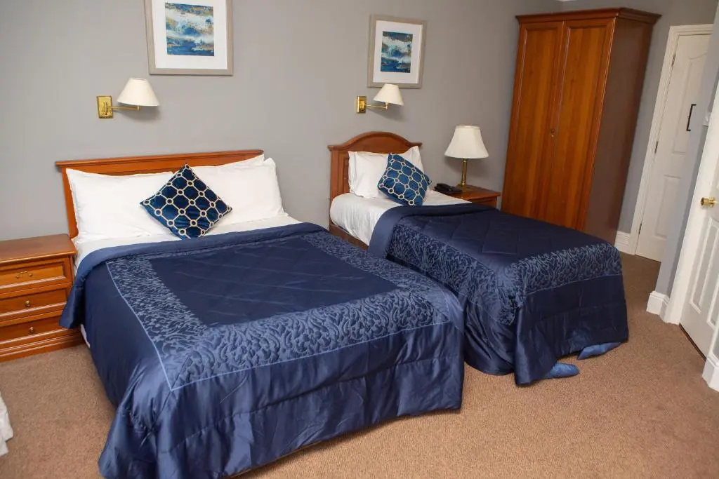 Leens Hotel - Chambres