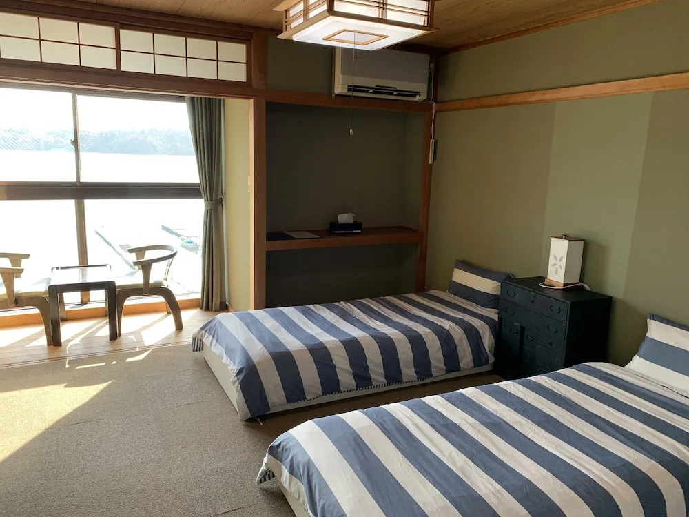 Comfort Double room with lake view (twin beds)