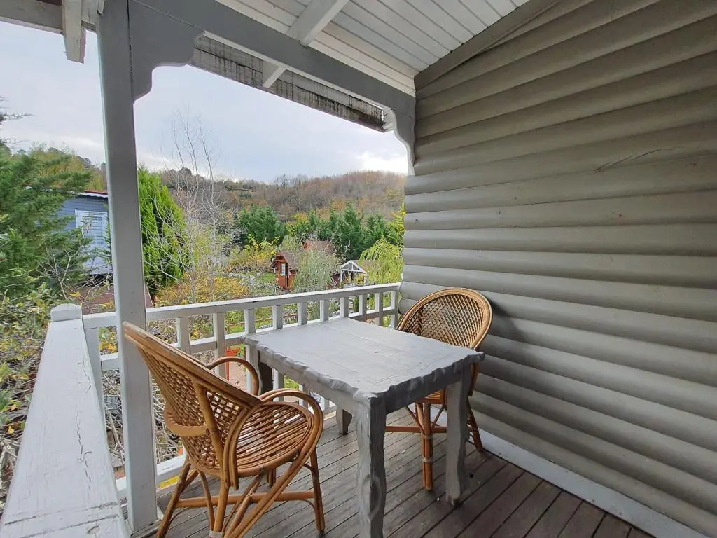Balcony & Terrace