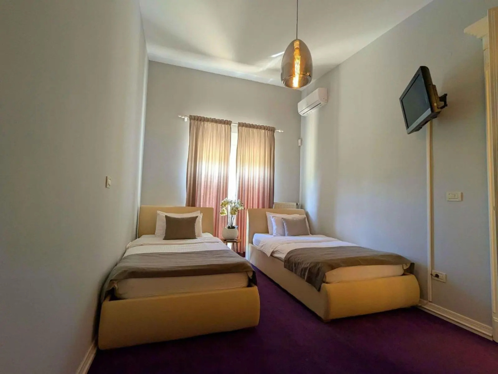Hotel Bevanda — 3