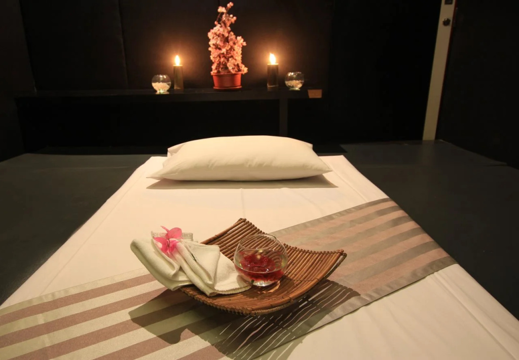 Sparks Life Jakarta, ARTOTEL Curated - Général
