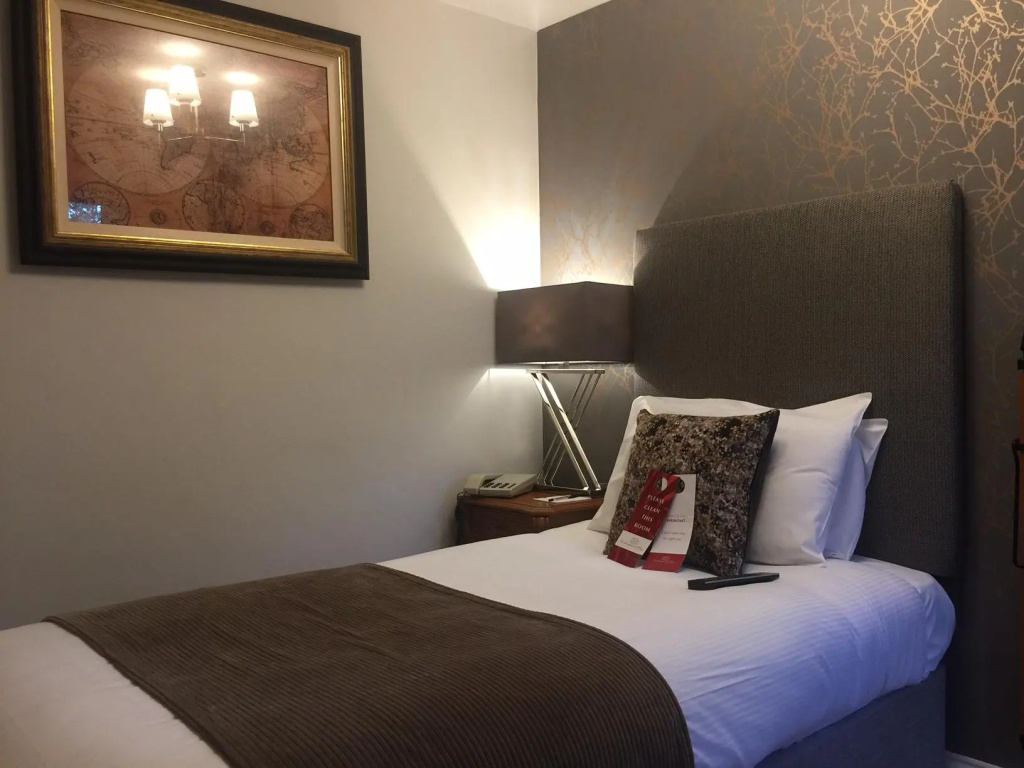 De Rougemont Manor Hotel & Suites - Chambres