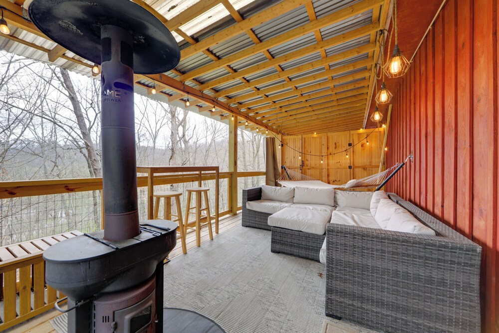 2 Units w/ Decks & Fire Pit: Cosby Getaway