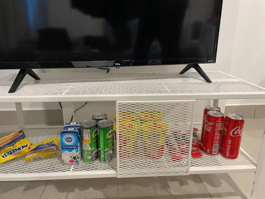 Food & Beverage