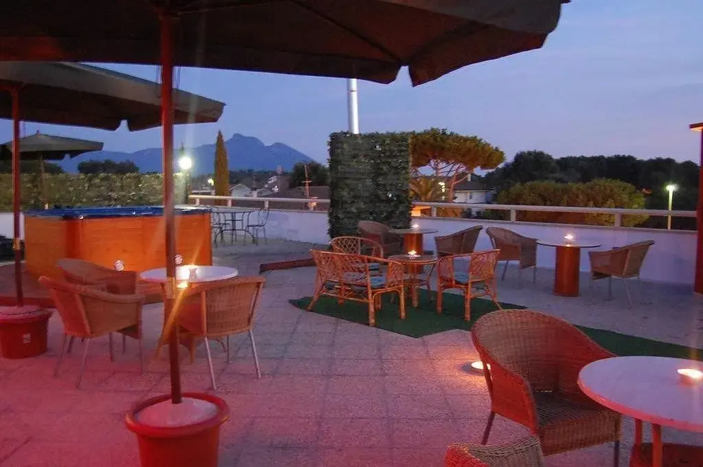 Hotel photo 19