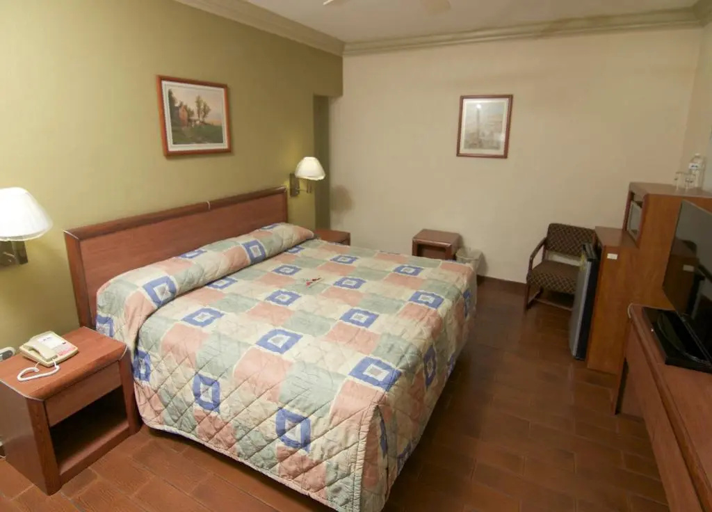 Standard Double room (full double bed)