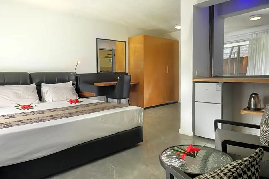 Четырёхместный семейный номер Premium с видом на океан в Club Fiji Resort