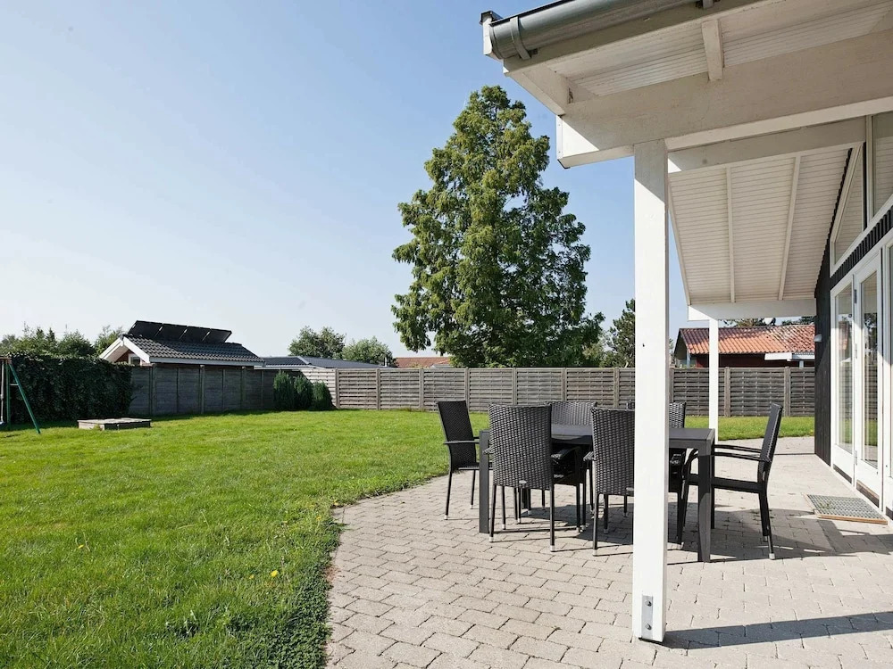 Cozy Holiday Home in Væggerløse With Private Whirlpool - фото 11