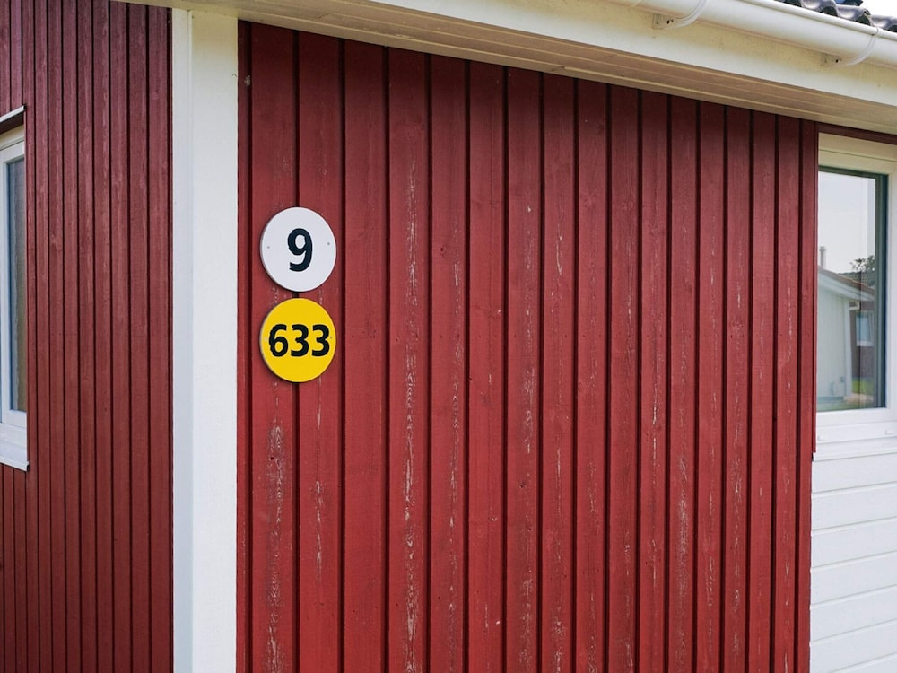 4 Star Holiday Home in Friedrichkoog
