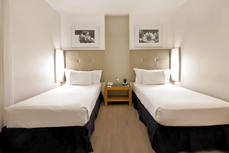 H2 Platinum Lourdes - Chambres
