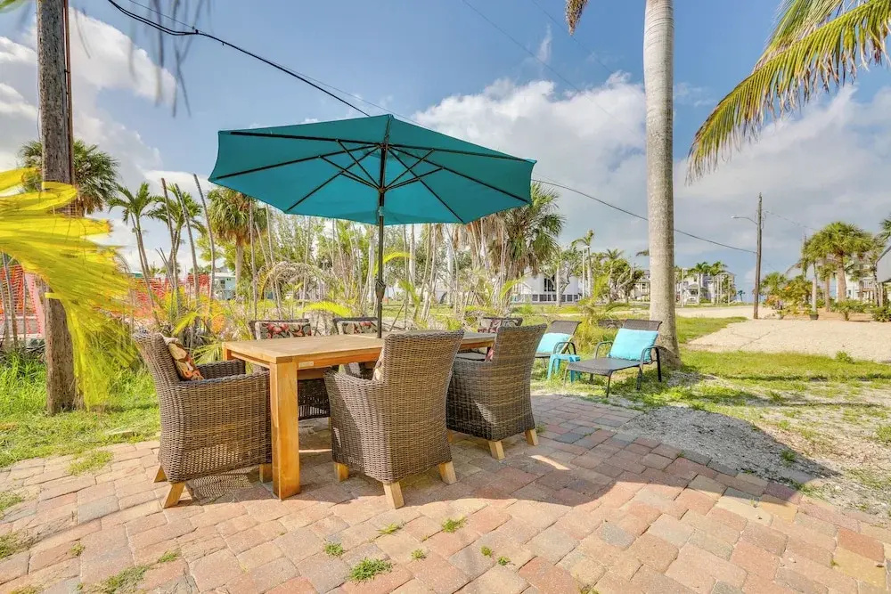 Walk to Beach: Fort Meyers Home w/ Patio!