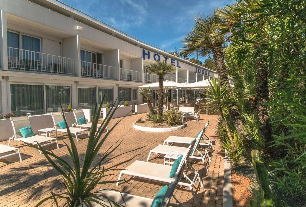 Hotel photo 16