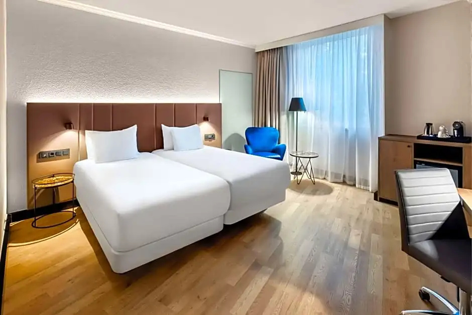 NH Luxembourg Airport - Chambres