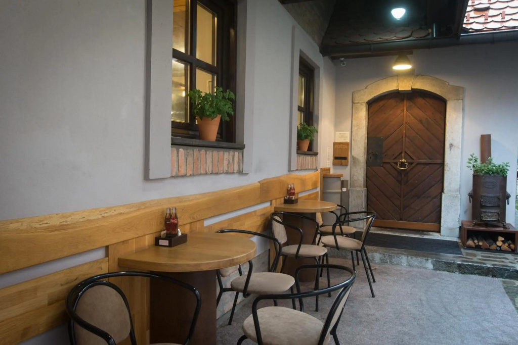 GLUTEN FREE Bed & Breakfast Dezela Okusov