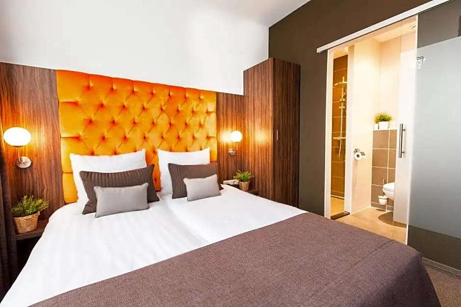 Comfort room