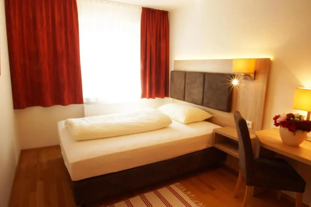 Gasthof zur Post - Chambres