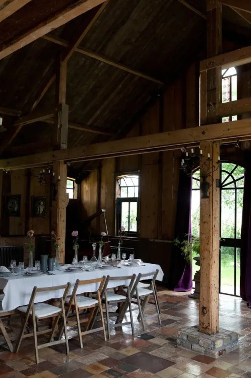 The Great Barn - фото 7