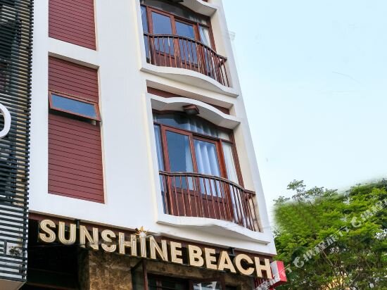 OYO 119 Sunshine Beach Hotel image