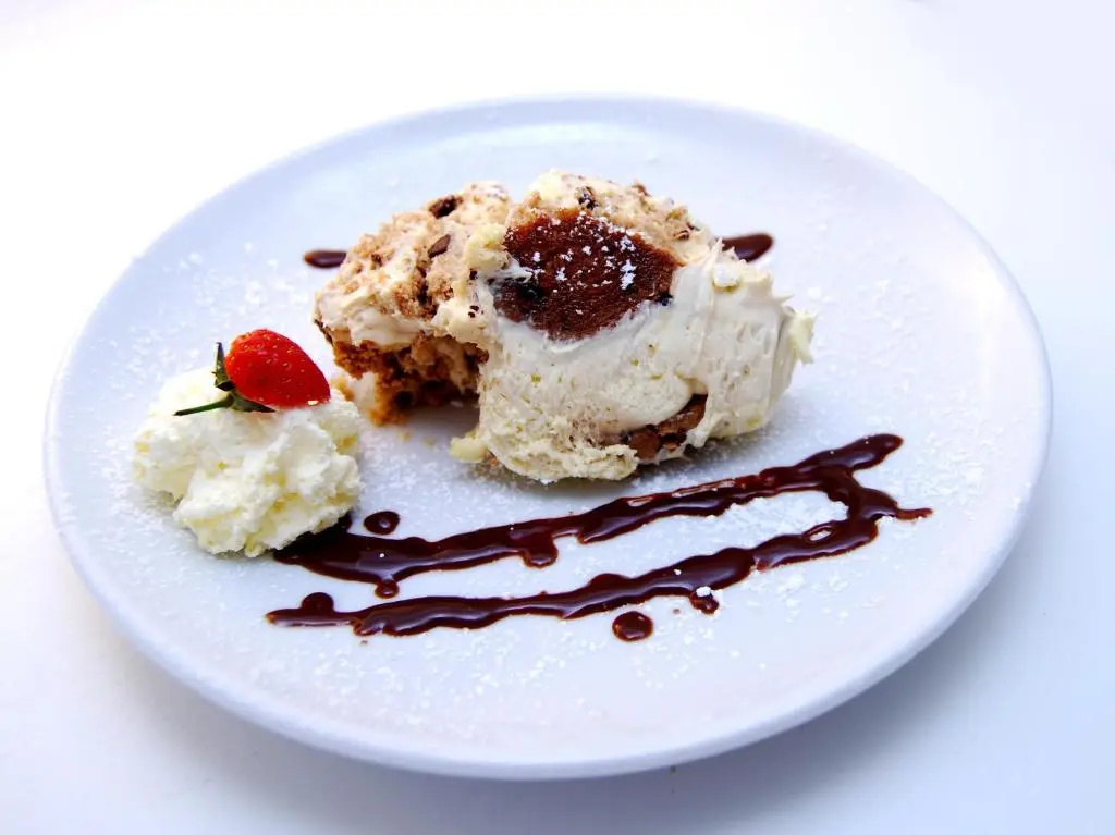 Food & Beverage