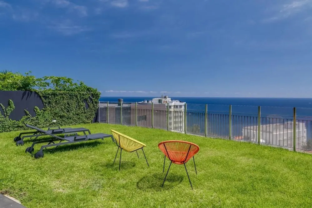 Mango in Funchal With 2 Bedrooms and 2 Bathrooms