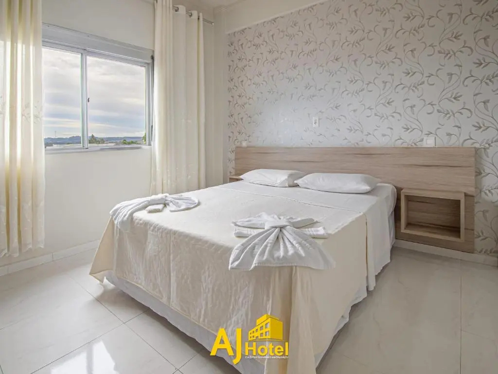 Aj Hotel - Chambres
