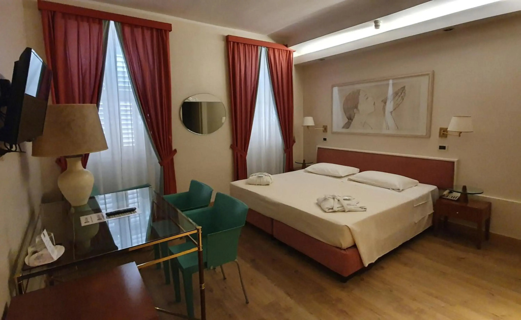 Hotel photo 18