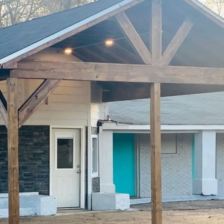 Grand Motel Inn and Suites of Reform AL